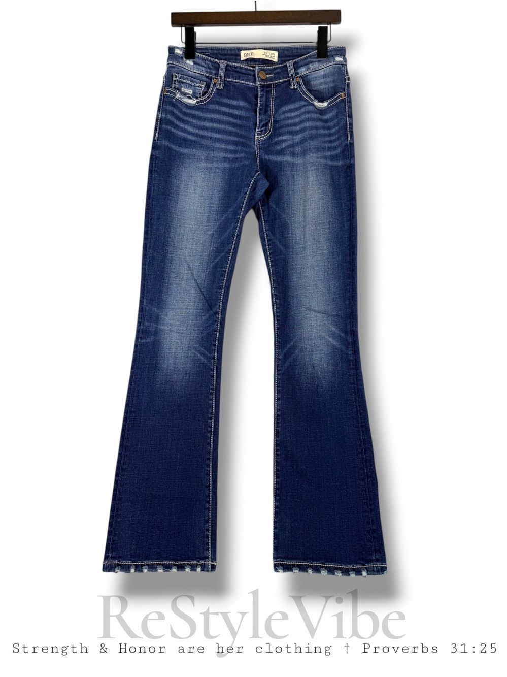 BKE Women’s Size 27 Denim Jeans Payton Fit Mid Rise Universal Tailored Bootcut